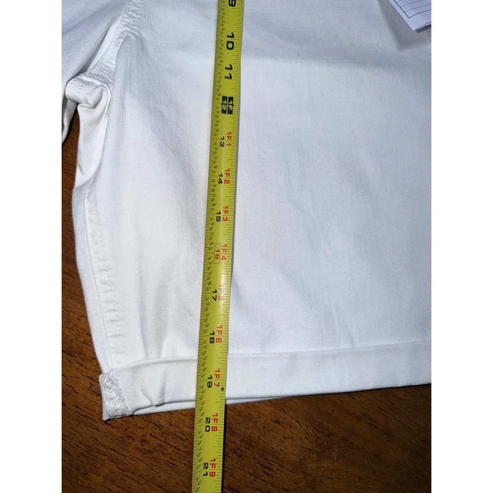 Nine West Bermuda Shorts Women Size 10 White NEW High Rise Cuffed UDNW2361
